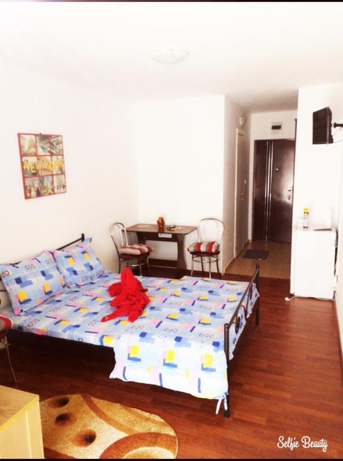 Sofia Residence Saturn Bagian luar foto